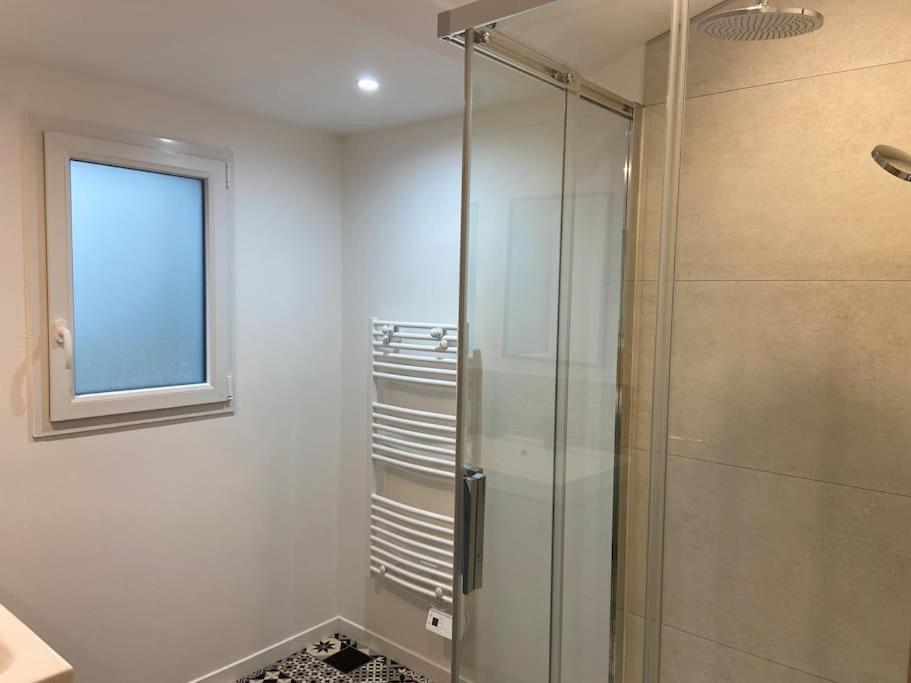 Les Prunelles Maison De Village De 4 A 8 Personnes Précigné Extérieur photo